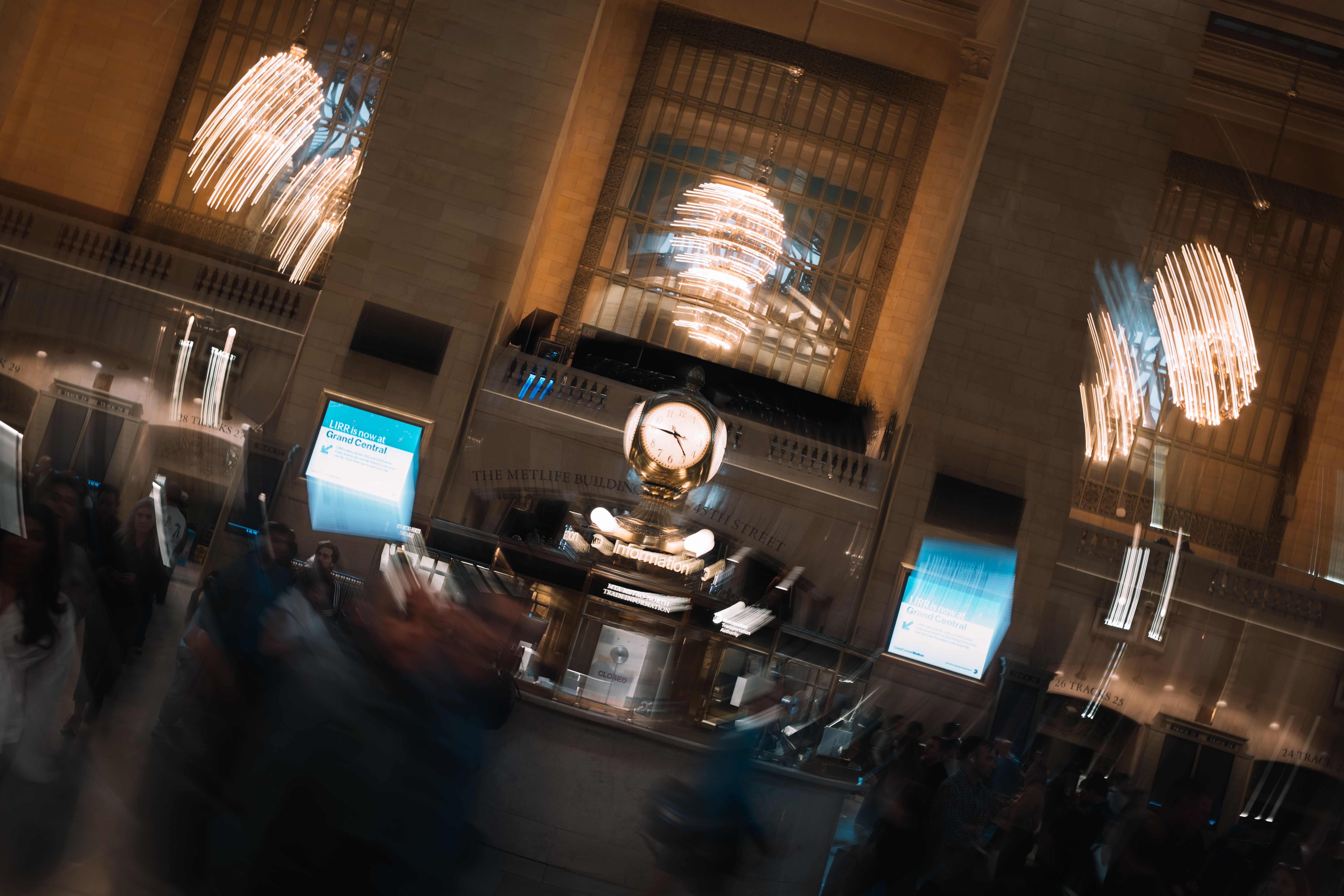 Distorted figures and light in Grand Central
